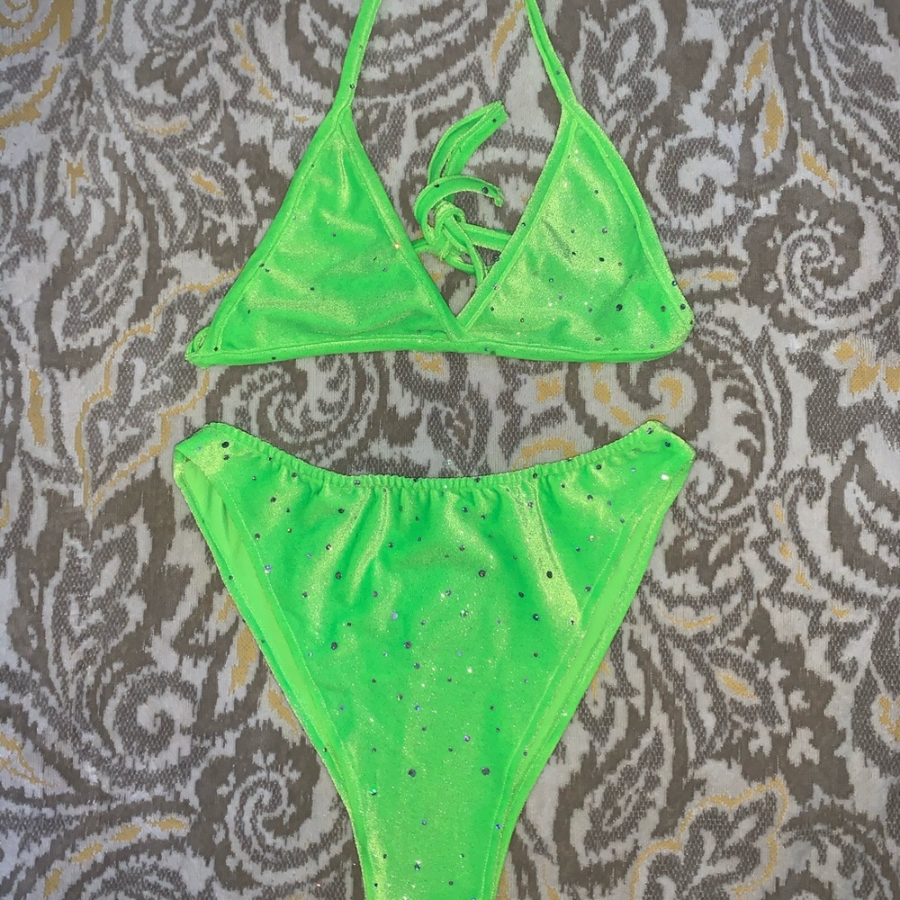 2pc neon green set